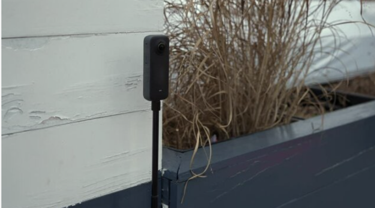 insta 360 x4 only shoots vertical when in 180 mode?
